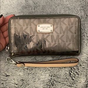 Michael Kors wallet